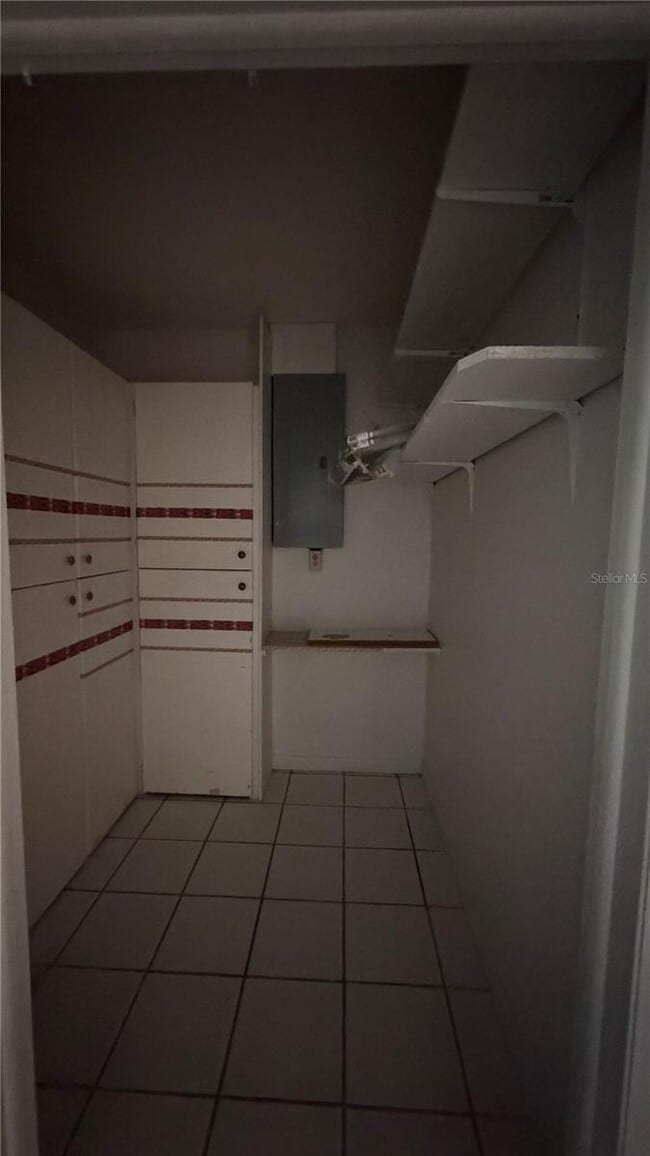 Building Photo - 126 N Observatory Dr