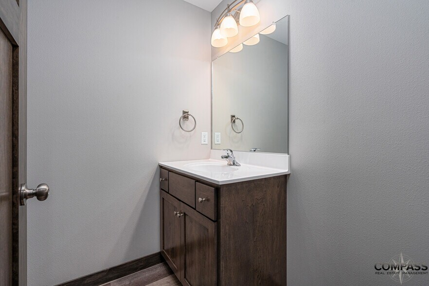 Building Photo - 3015 Eldorado Blvd