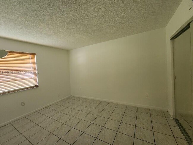 Building Photo - 7071 SW 129th Ave