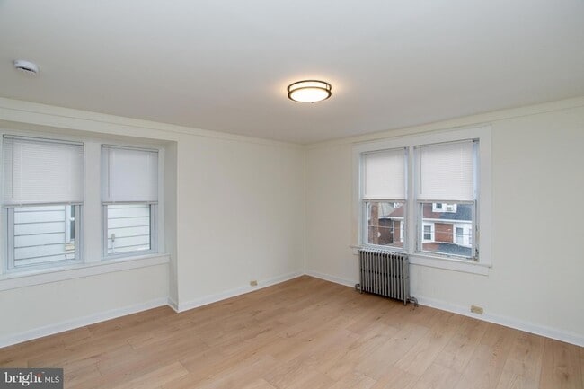 Building Photo - 37 S 13th St