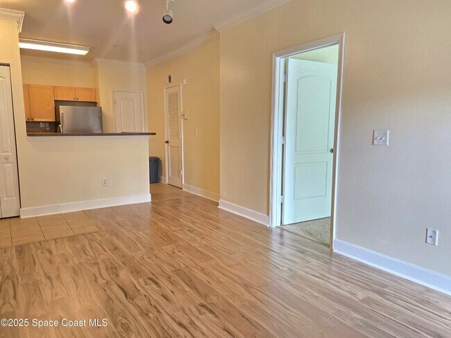 Building Photo - 6470 Borasco Dr
