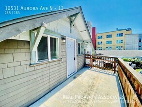 Building Photo - 10531 Aurora Ave N