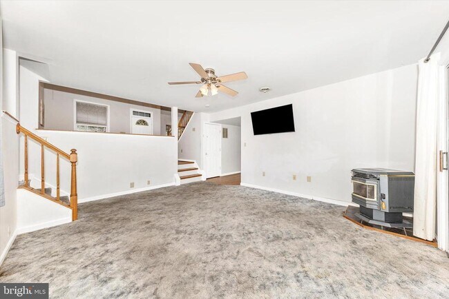 Building Photo - 105 Ridge Ave