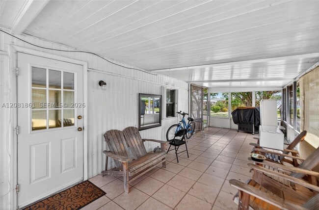 Building Photo - 2430 SW 53rd St