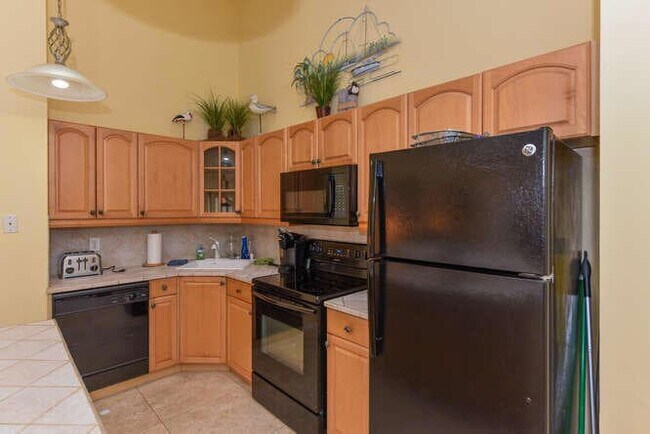 Building Photo - 1801 S US Hwy 1