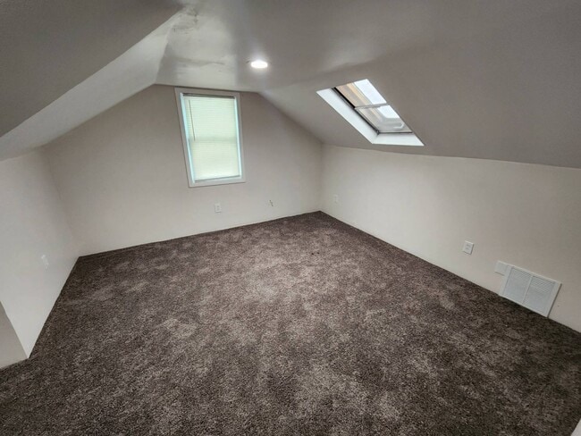 Building Photo - 2-Bedroom + Bonus Room Bungalow with Basement – Flexible Living Space