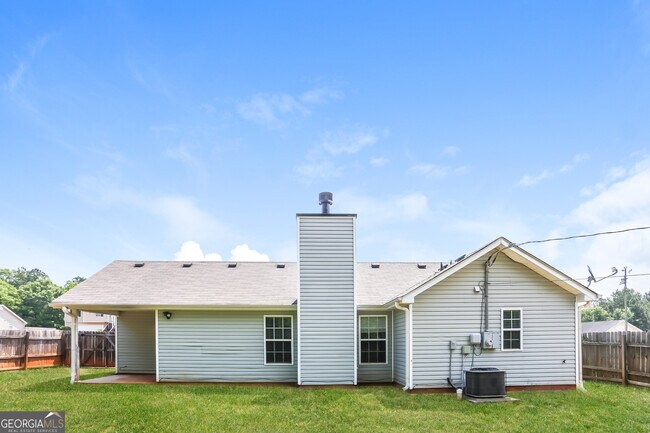 Building Photo - 15 Arthurs Ln