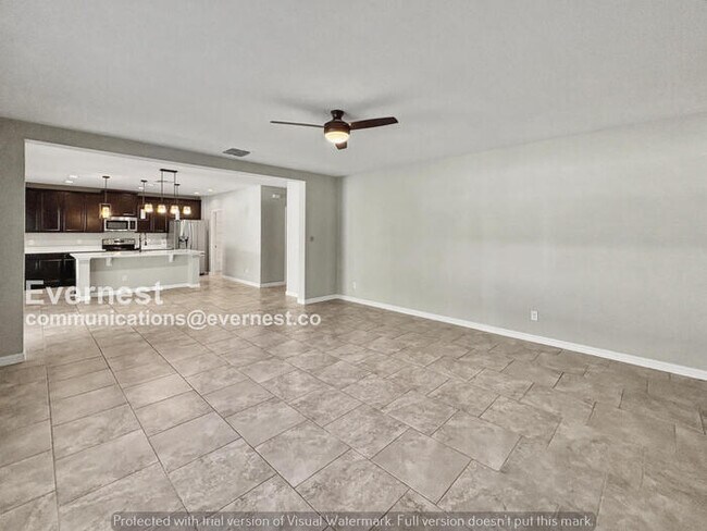 Building Photo - Limited Time Special Offer / 5 Bed, 3.5 Bath Home with Garage / Pet-Friendly / Vouchers Accepted ...