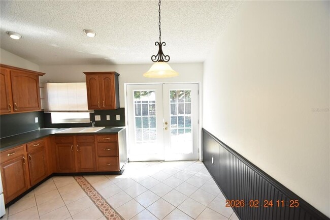 Building Photo - 818 Gray St S