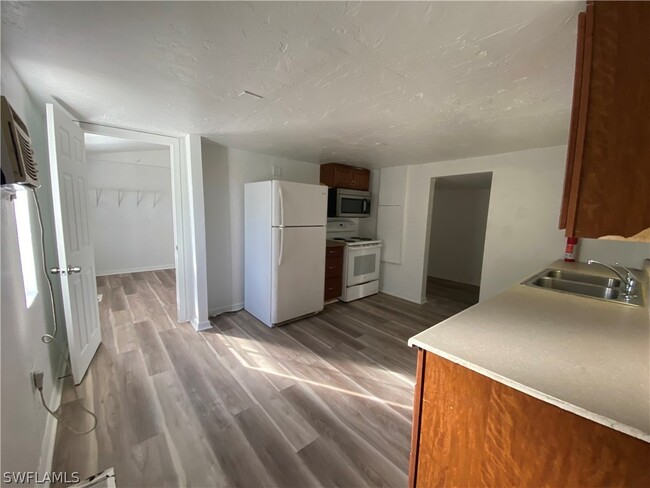 Building Photo - 8711 Ortiz Cir