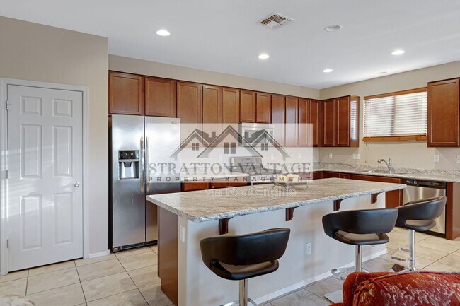 Building Photo - 7608 W St Kateri Dr