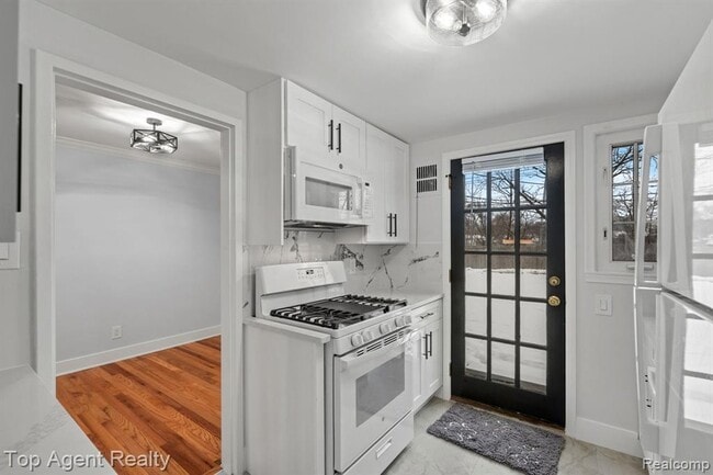 Building Photo - 1724 Graefield Rd