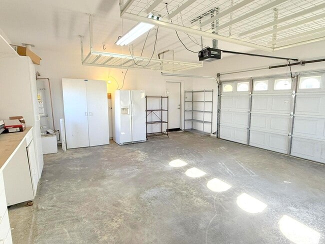 Building Photo - Beautifully Remodeled Modern Home In Wests...