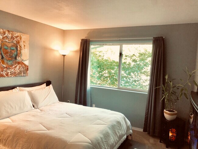 Master Bedroom - 16255 SW Audubon St