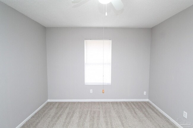 Building Photo - 3398 Green Briar Cir