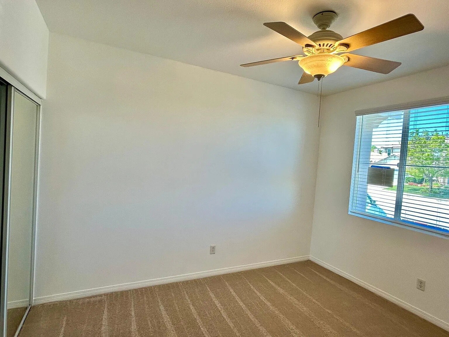 Building Photo - 40750 Hilton Head Ct