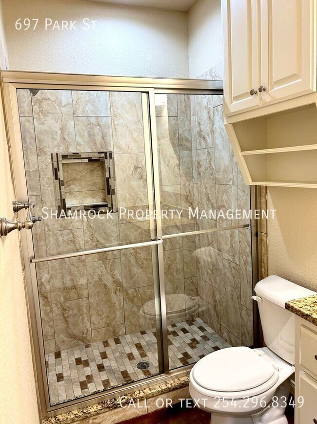 Building Photo - McGregor Springs Square Addition