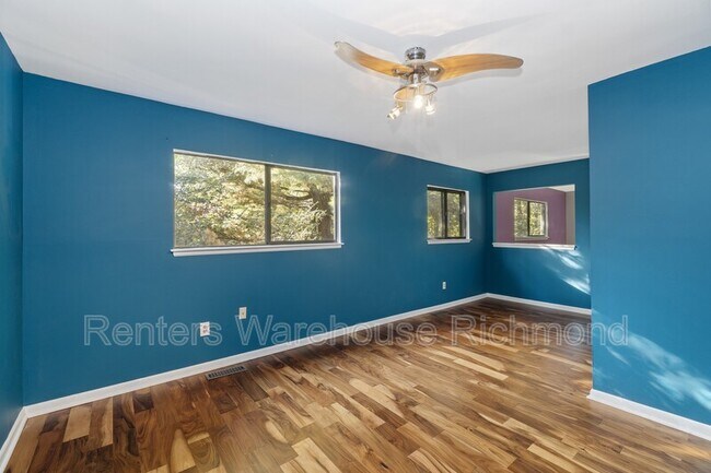 Building Photo - 1825 Ivystone Dr