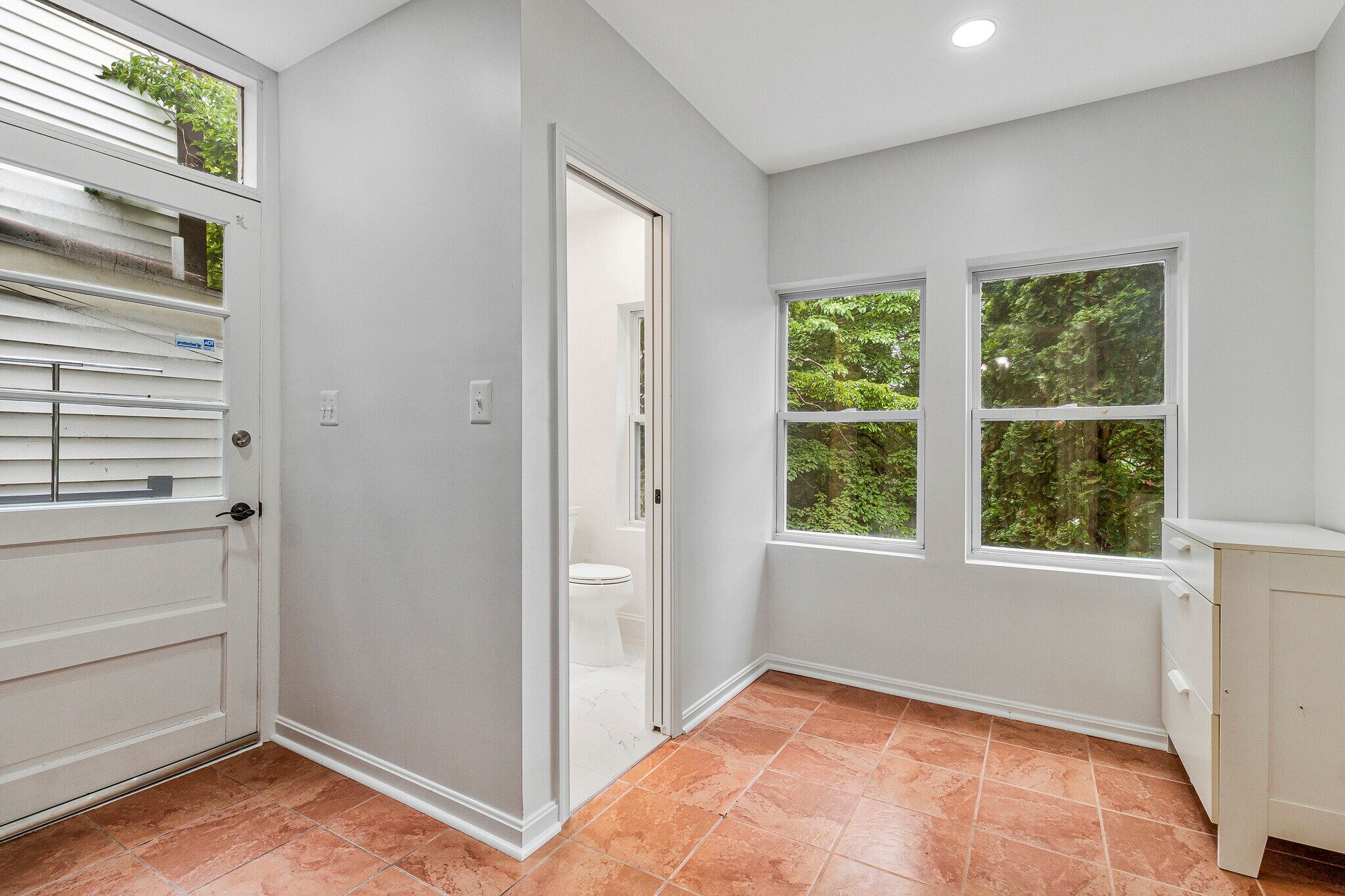 Building Photo - 4414 Volta Pl NW