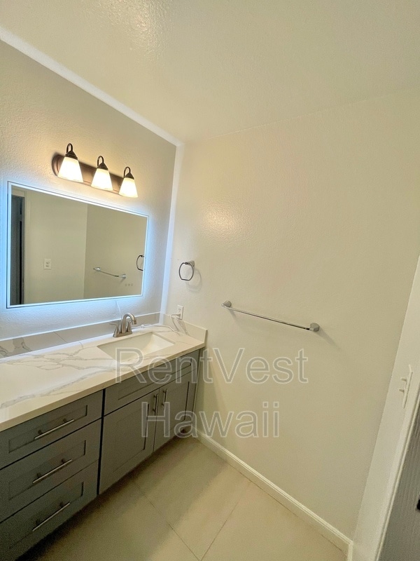 Building Photo - 92-1068 Palahia St