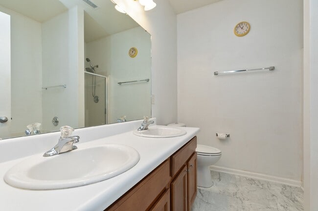 Building Photo - 412 Cline Falls Dr