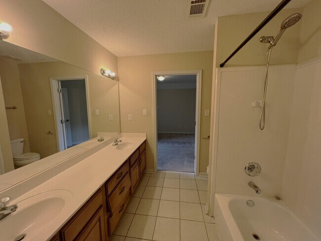 Building Photo - 850 Cold Creek Cove