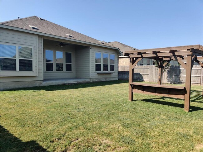 Building Photo - 3332 Lauren Nicole Ln