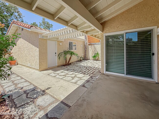 Building Photo - 2829 Shoreview Cir