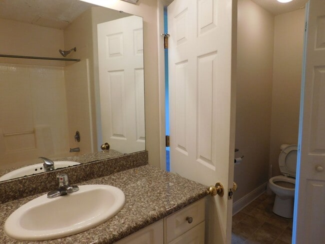 Building Photo - 4204 Arbor Green Way