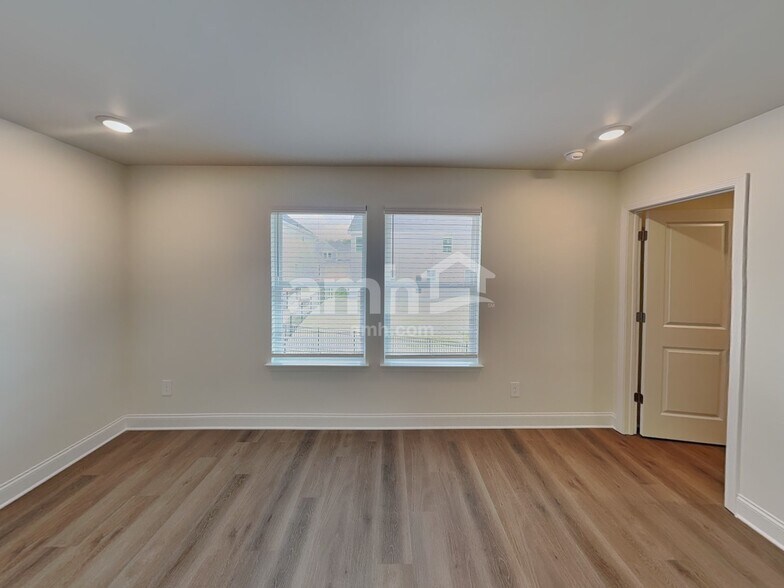 Building Photo - 3612 Creek View Cir