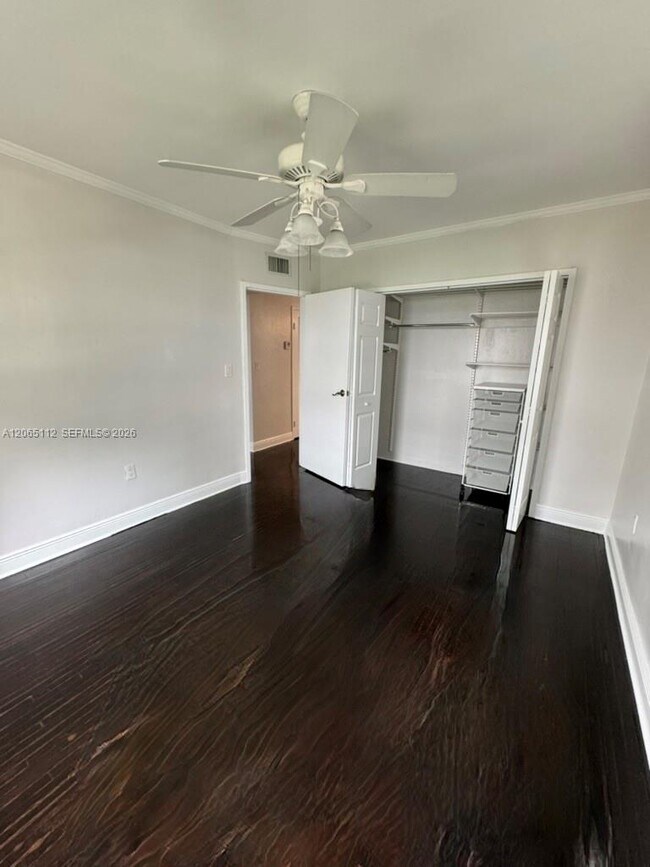 Building Photo - 7740 SW 54th Ct