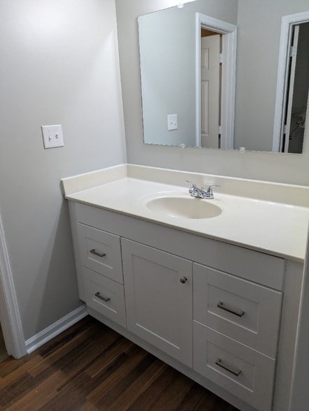 Building Photo - 2709 Ralph Johns St