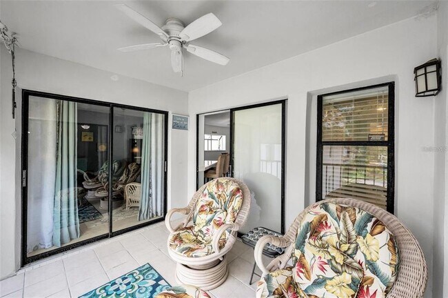 Building Photo - 300 S Florida Ave