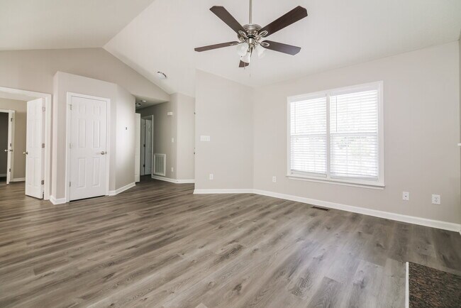 Building Photo - 4304 Candle Ct