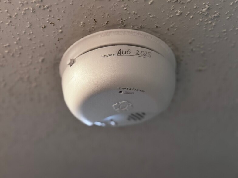 Updated smoke/CO2 detector. - 122 Turnwood Ln