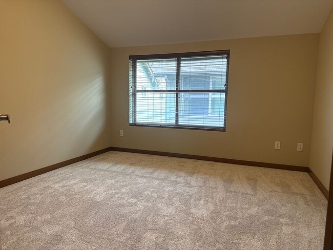Building Photo - Convenient 3 beds, 2.5 bath in Ballard