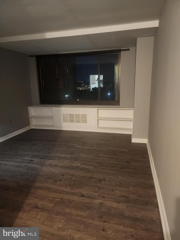 Building Photo - 1021 Arlington Blvd