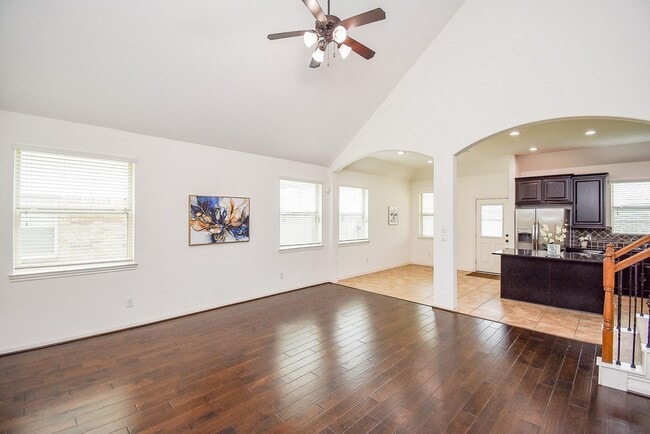 Building Photo - 6410 Papaya Bend Dr