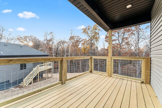 Building Photo - 18 Dumfries Ln