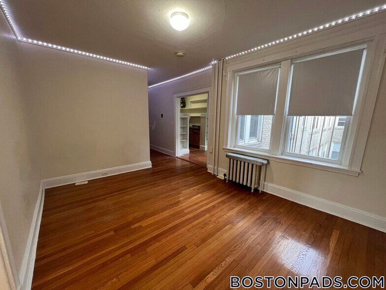 Building Photo - 1167 Boylston St