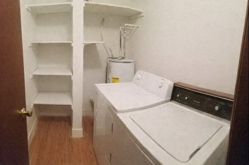 Building Photo - 2509 Wheeler Ave