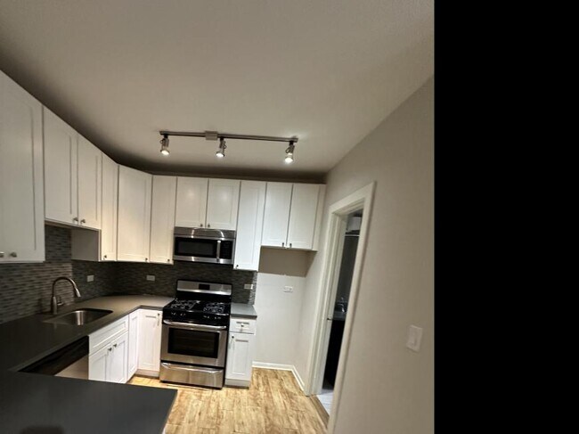 Building Photo - 0 bedroom in Chicago IL 60647