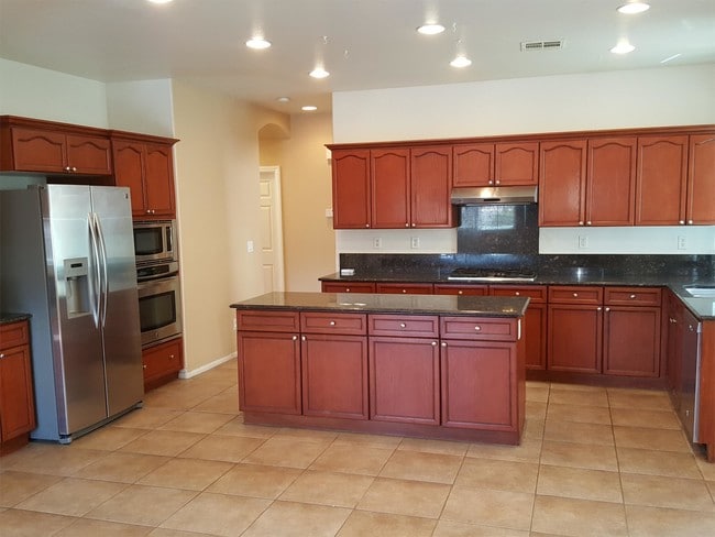 Building Photo - 1589 Sabatini Dr