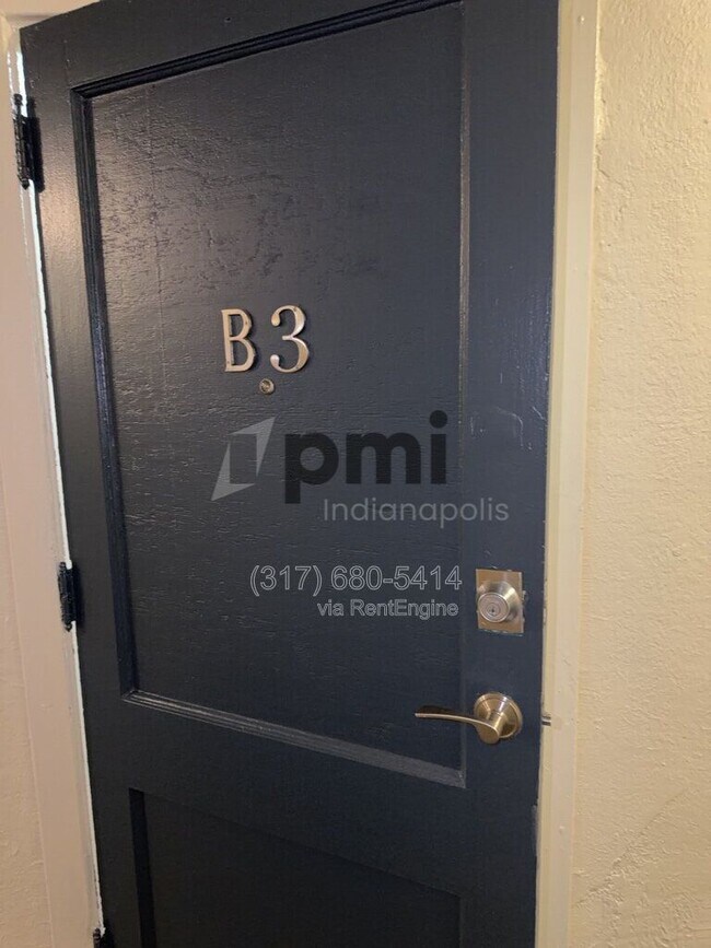 Building Photo - 1 W 28th St