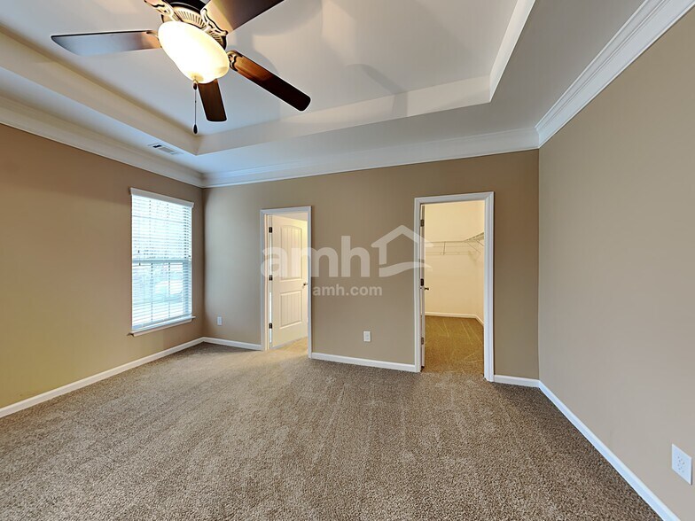 Building Photo - 115 Otter Glen Dr