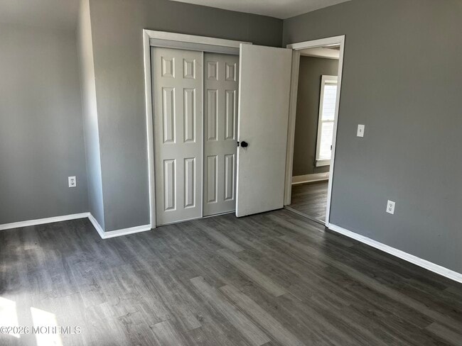 Building Photo - 644 Church St