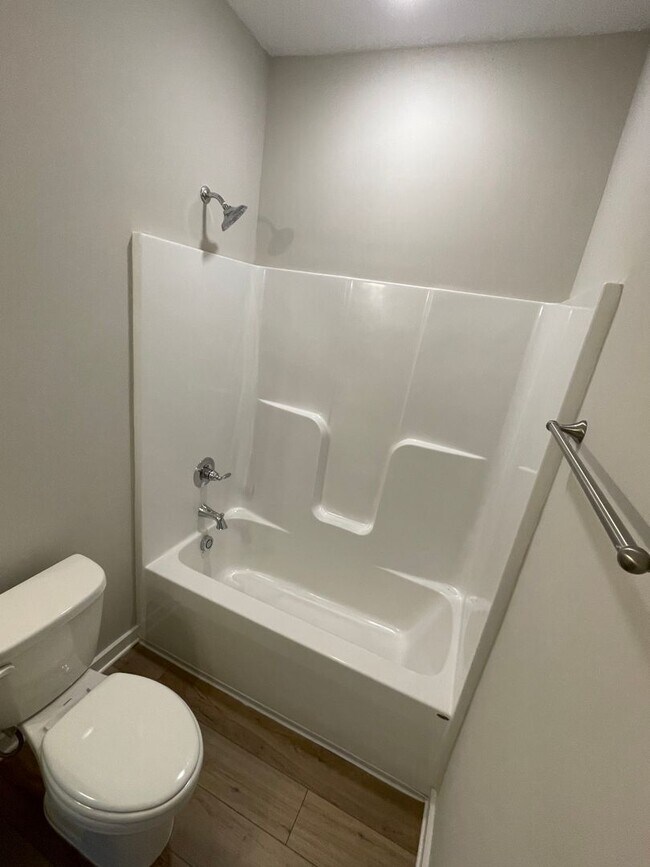 Building Photo - Home for Rent in Meridianville, AL!!! Avai...