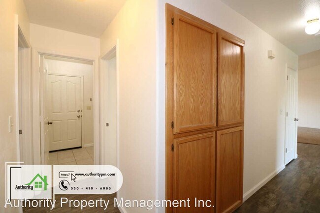 Building Photo - 3 br, 2 bath House - 2928 Salmonberry Drive