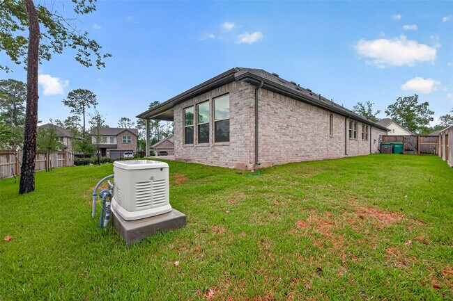 Building Photo - 453 Embden Rim Dr