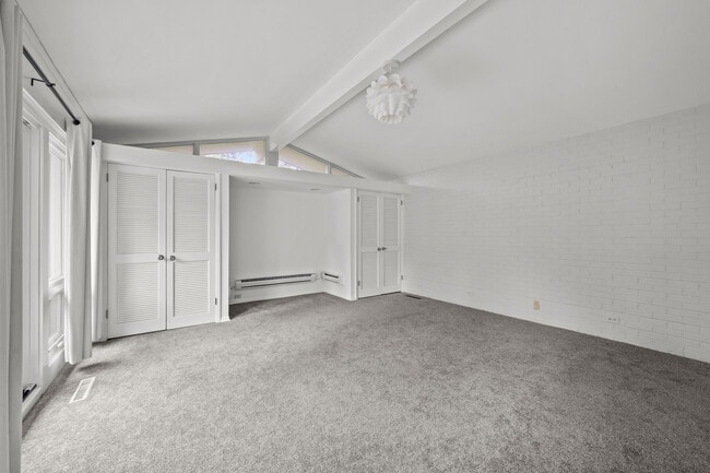 Building Photo - 1161 Winwood Dr